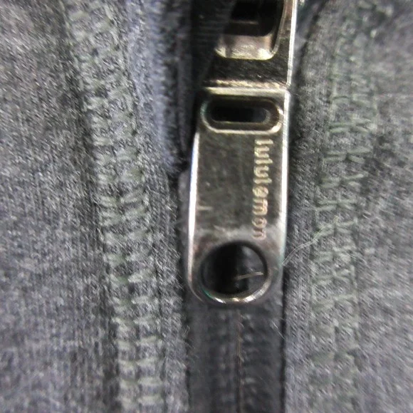 Lululemon Men Charcoal Gray Full Zip Hoodie Athleisure Activewear Size L Lounge - Picture 5 of 9